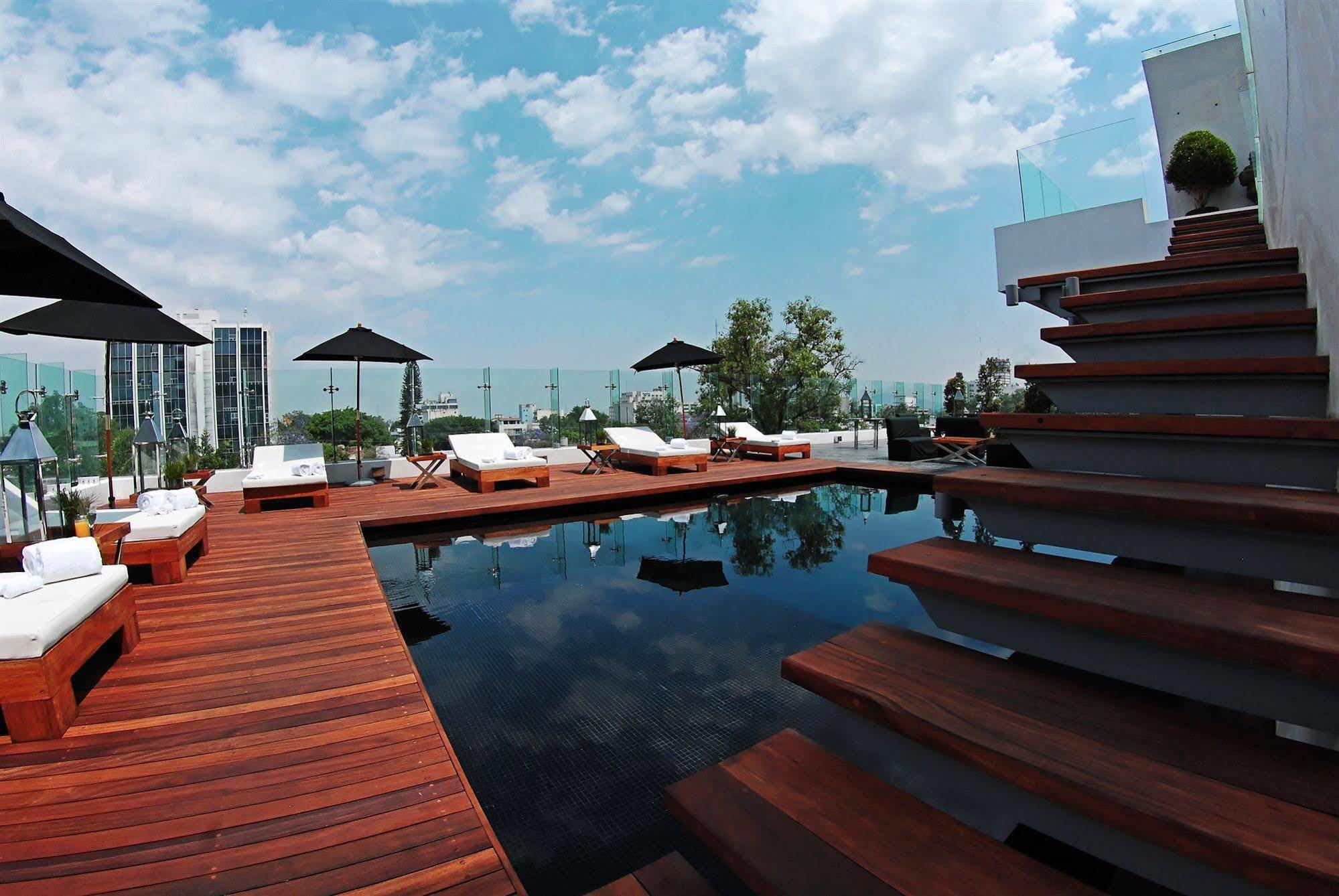 Demetria Hotel Γκουανταλαχάρα Εξωτερικό φωτογραφία